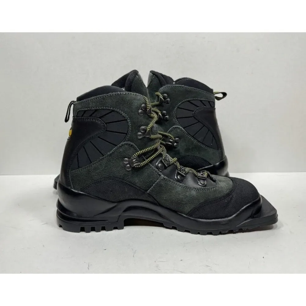Karhu Nomad Nordic Cross Country Ski‎ Boots 3 Hole Men’s Size 8